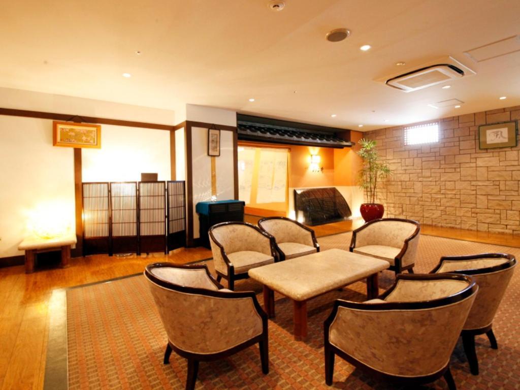 יוקוסוקה Central Hotel מראה חיצוני תמונה